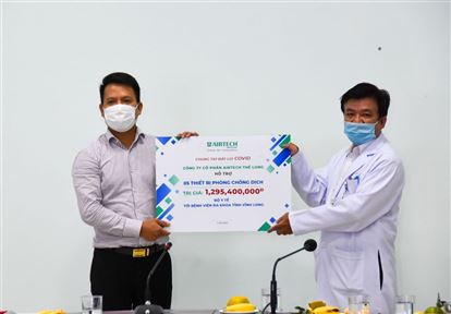 Airtech Thế Long trao tặng thiết bị phòng bệnh Covid-19 cho Bệnh viện Đa khoa tỉnh Vĩnh Long